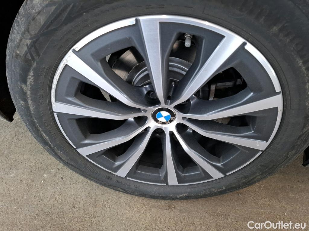  Bmw  Serie 3 BMW Série 3 Berline / 2018 / 4P / Berline 316d 122ch Business Design BVA8 #16