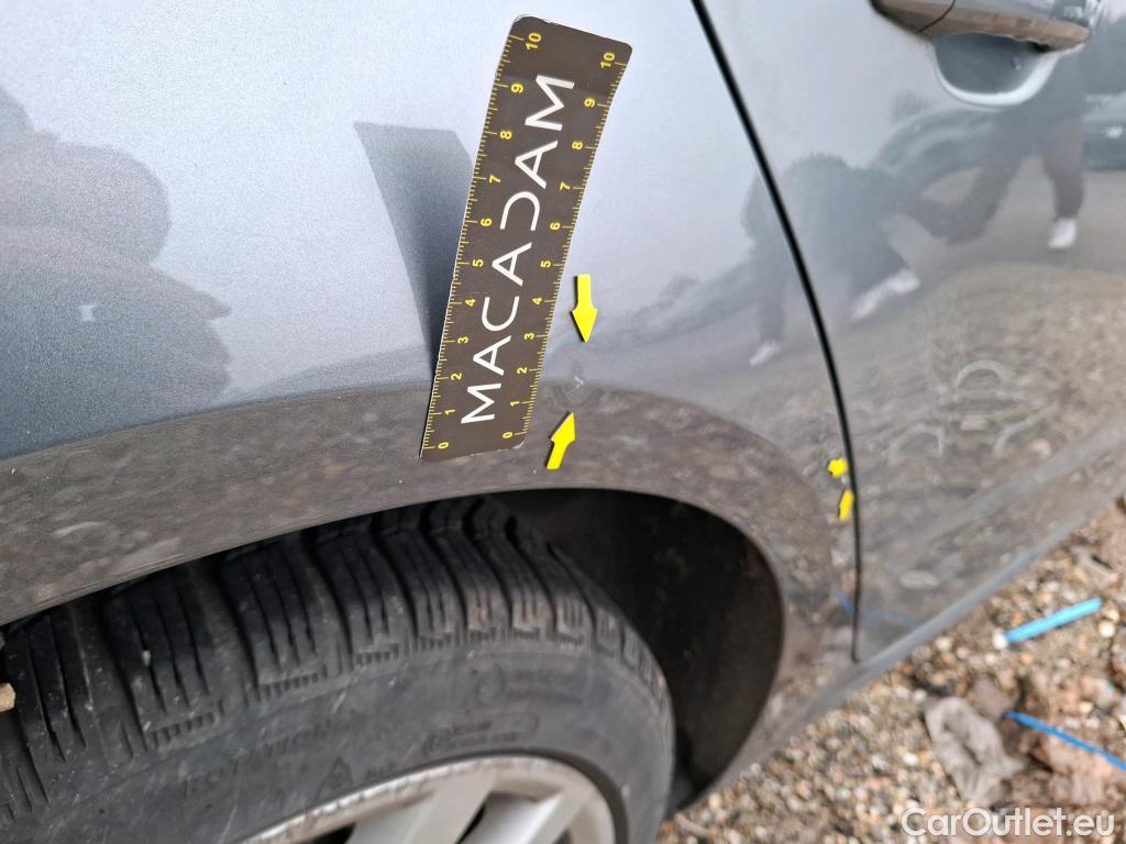  Audi  A3 AUDI  Sportback / 2016 / 5P / Berline 35 TFSI 150 COD S TRONIC BUSINESS LINE #38