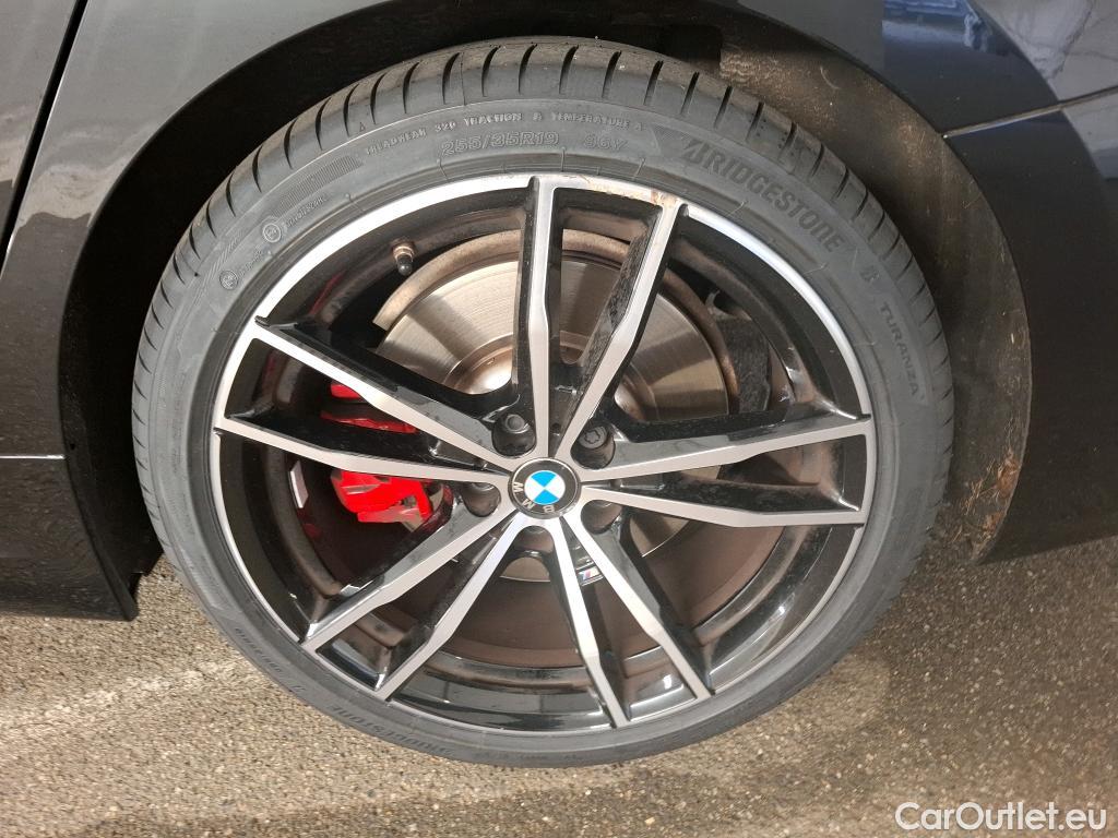  Bmw  Serie 3 BMW Série 3 Berline / 2022 / 4P / Berline 320d 190ch M Sport BVA8 #16