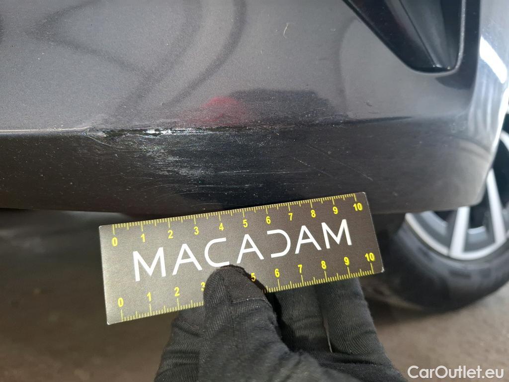  Bmw  Serie 3 BMW Série 3 Berline / 2018 / 4P / Berline 316d 122ch Business Design BVA8 #2