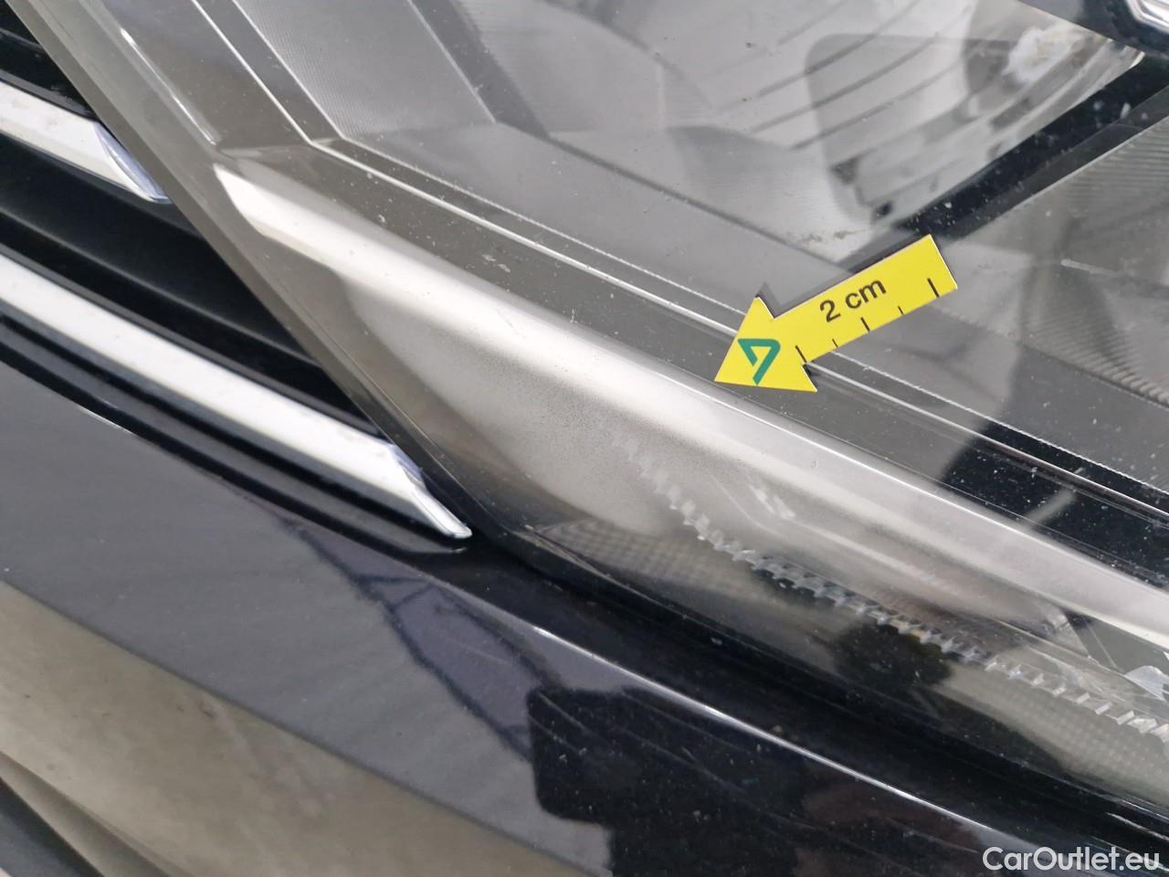  Volkswagen  Passat Comfortline 2.0 TDI DSG 150 CP #9