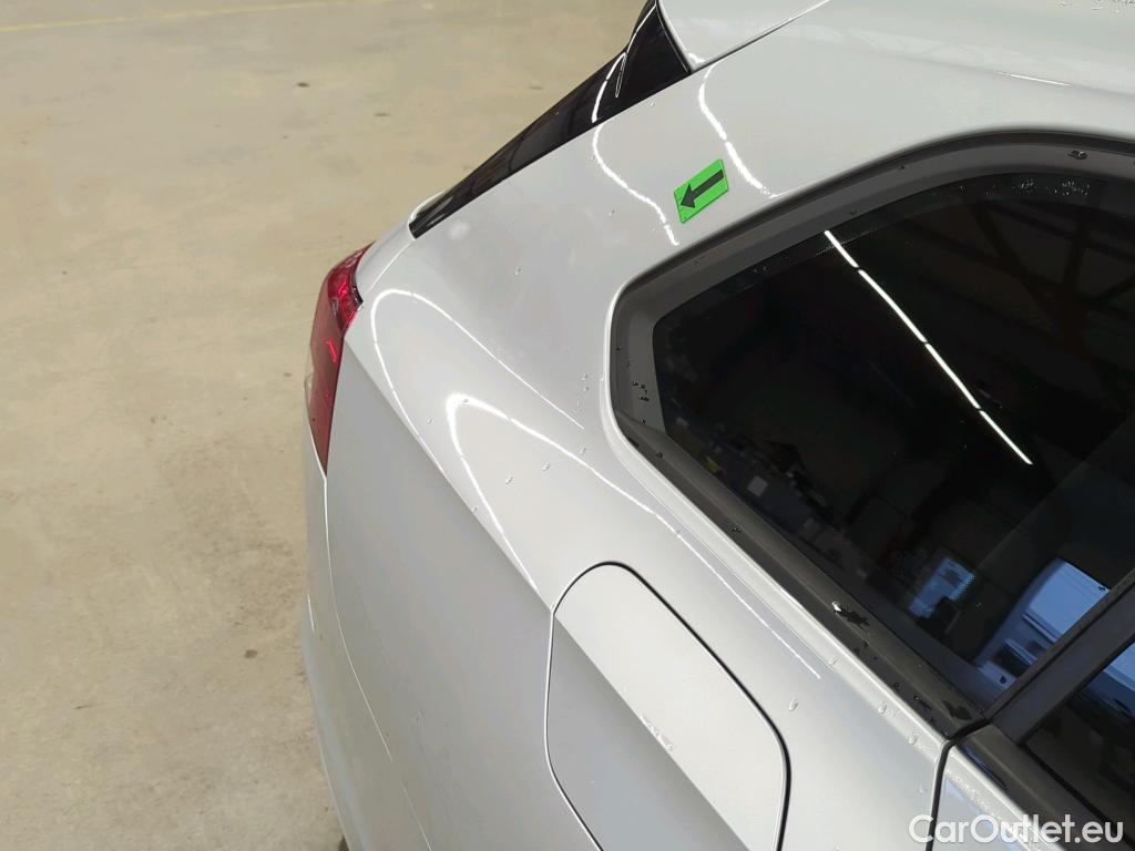  Volkswagen  Golf  2.0 TDI 116HP DSG Life Variant #11