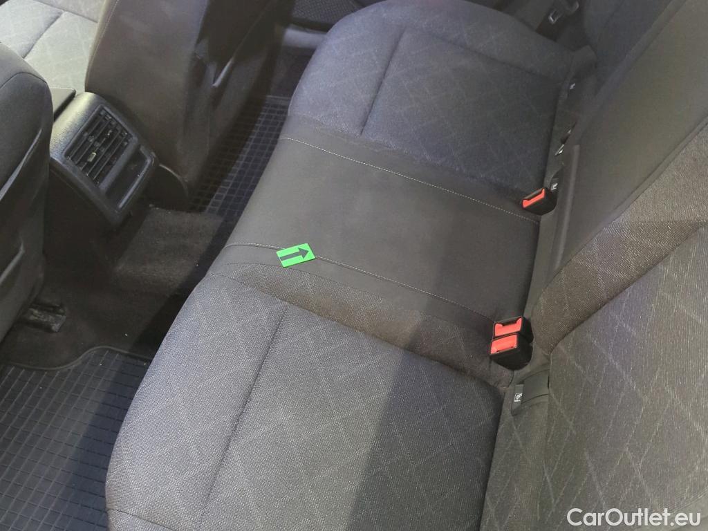  Volkswagen  Golf  2.0 TDI 116HP DSG Life Variant #19