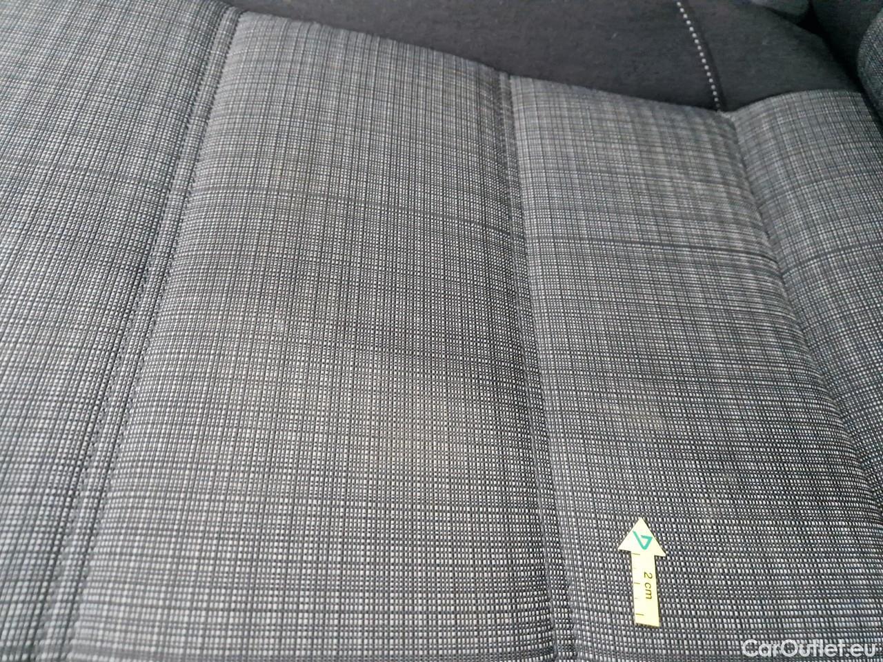  Volkswagen  Passat Comfortline 2.0 TDI DSG 150 CP #32