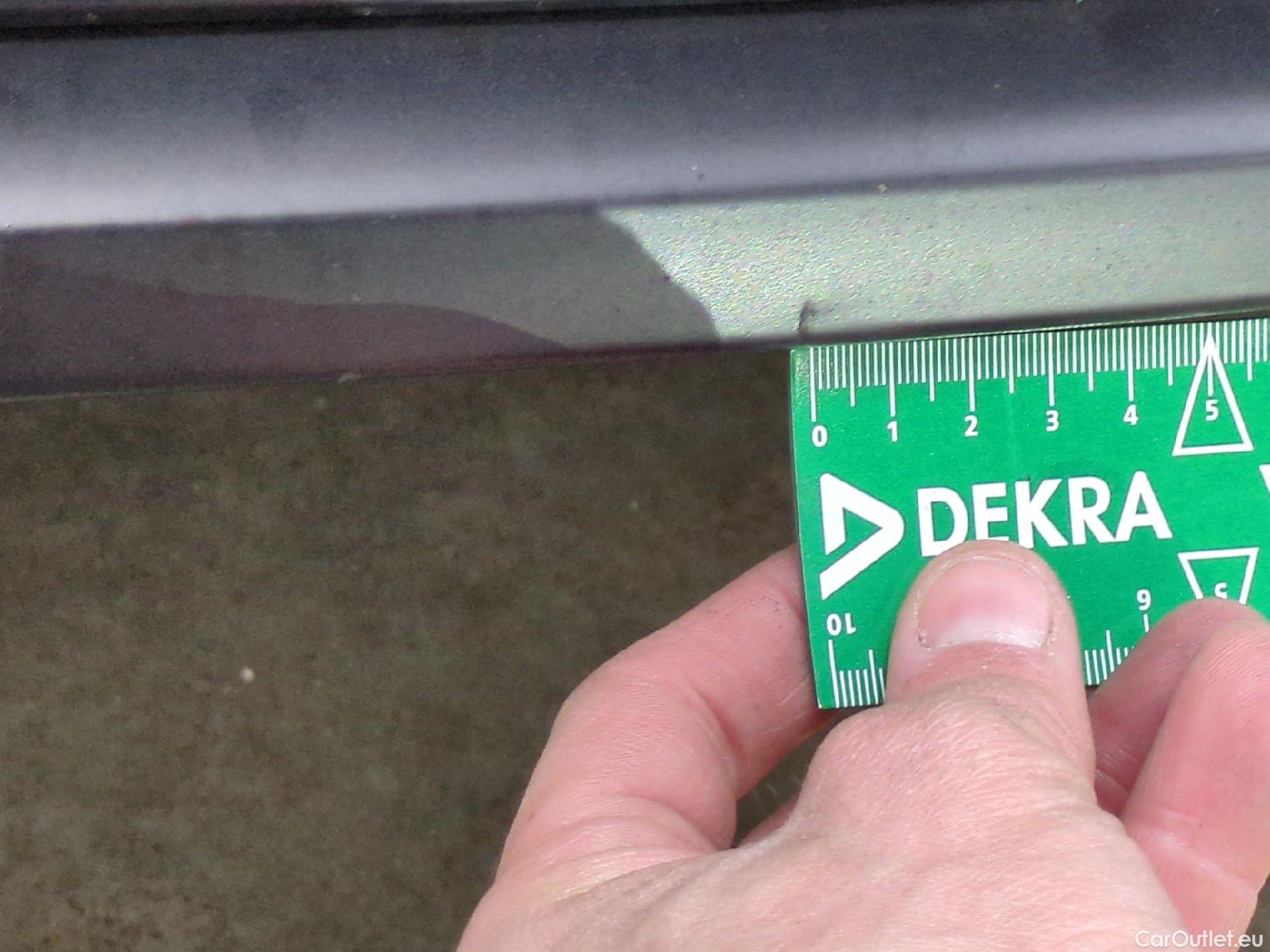  Audi  Q3  35 TDI Design luxe 2.0 TDI 150CV BVA7 E6d #9