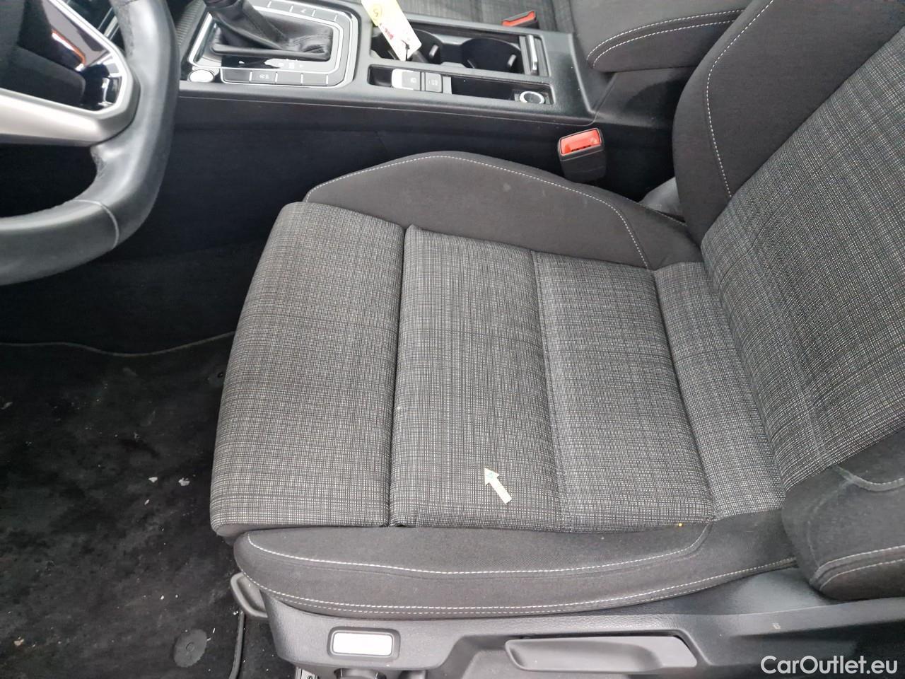  Volkswagen  Passat Comfortline 2.0 TDI DSG 150 CP #29