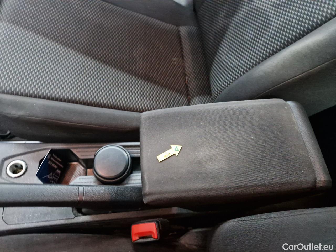  Volkswagen  Polo 1.0 80CP Trendline #34