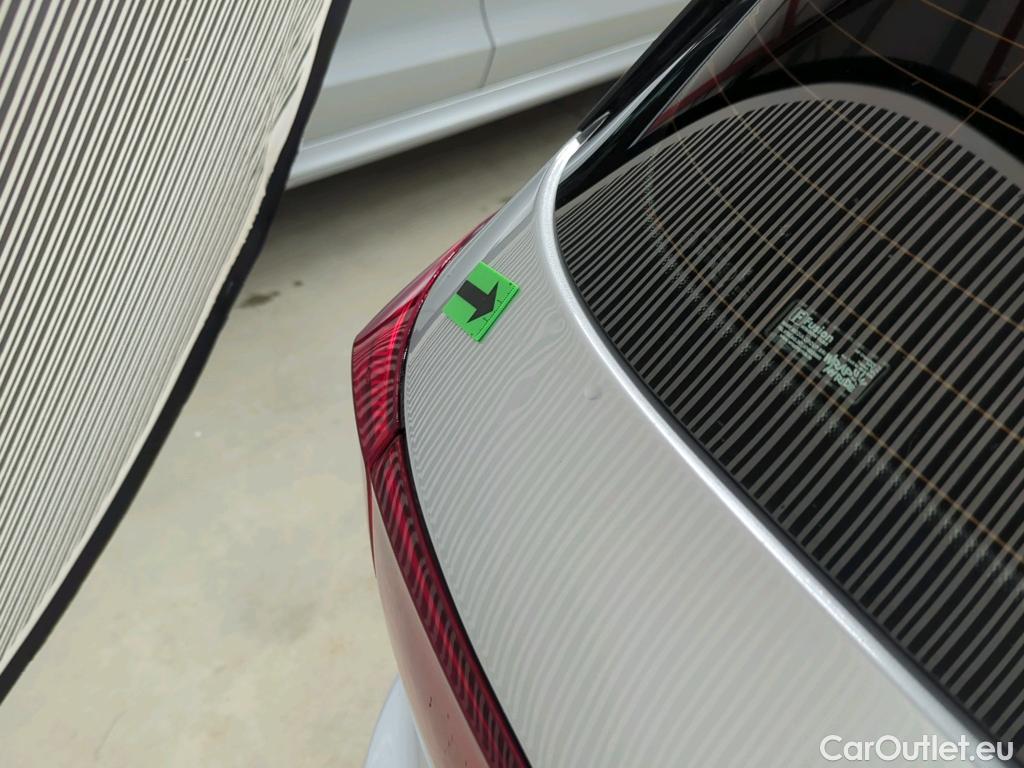  Volkswagen  Golf  2.0 TDI 116HP DSG Life Variant #8