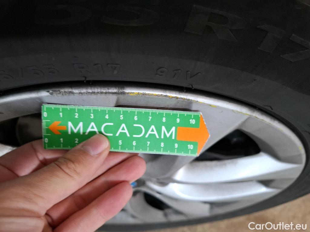  Bmw  Serie 2 Série 2 Gran Tourer 218d Lounge 2.0 150CV BVA8 E6d #19