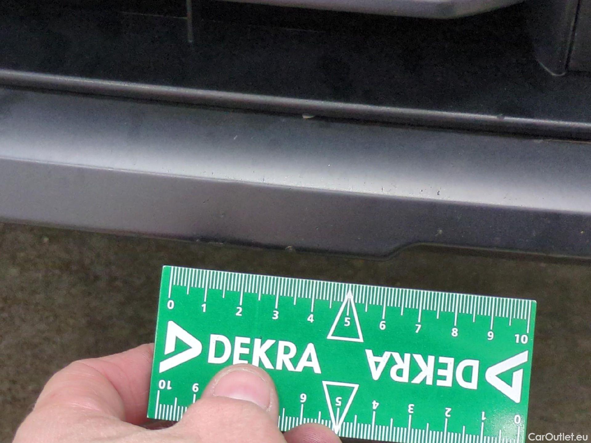  Audi  Q3  35 TDI Design luxe 2.0 TDI 150CV BVA7 E6d #11