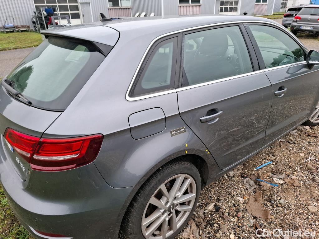  Audi  A3 AUDI  Sportback / 2016 / 5P / Berline 35 TFSI 150 COD S TRONIC BUSINESS LINE #37