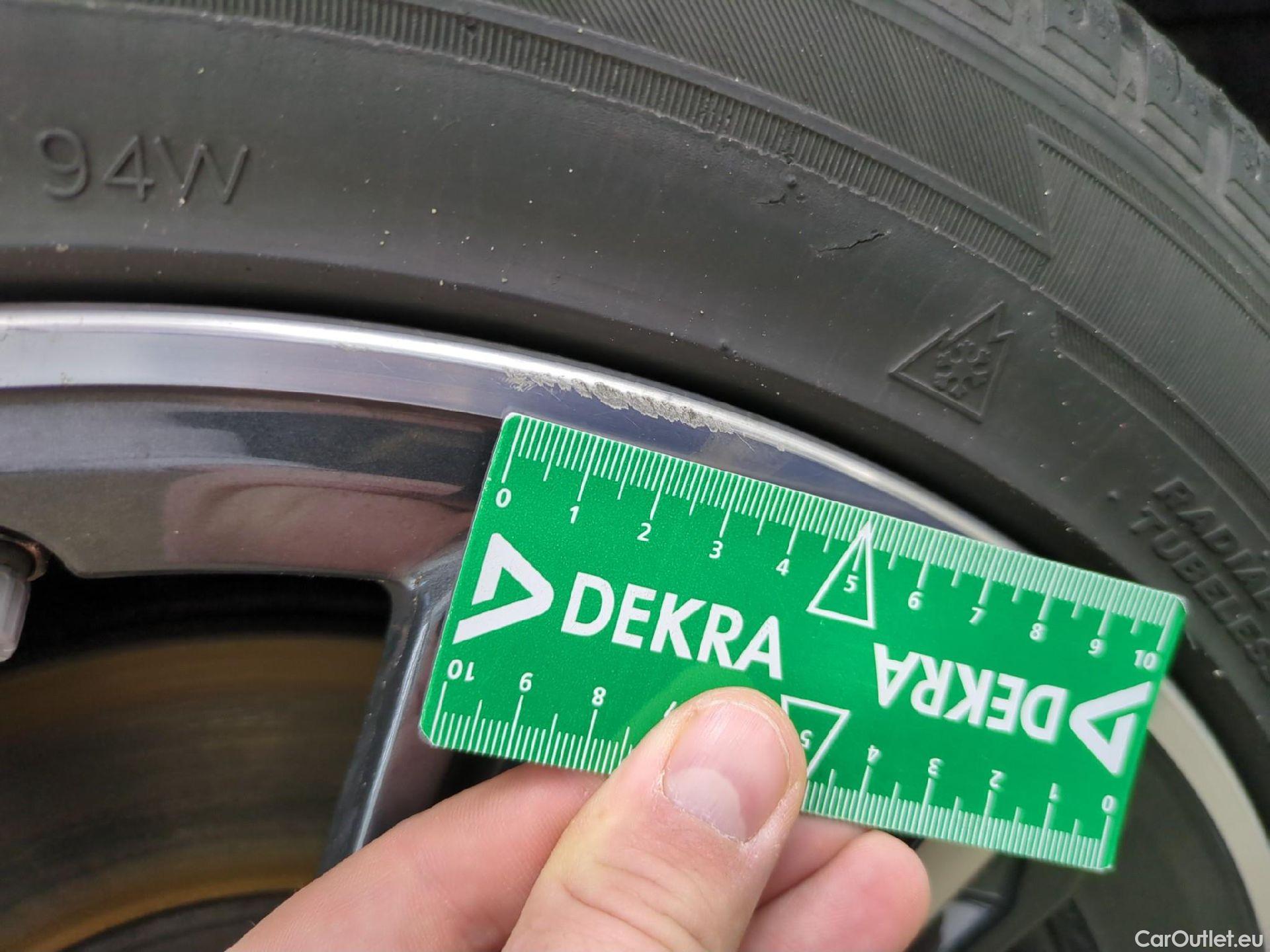  Bmw  Serie 1 1 Berline 116 d Business Design 1.5 115CV BVA7 E6d #15