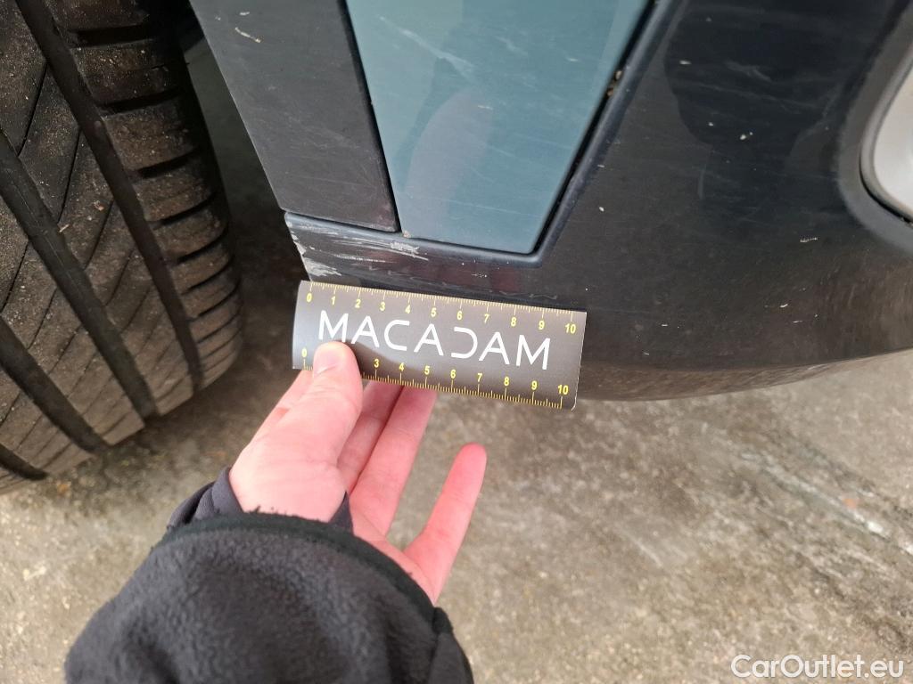  Bmw  X1  / 2022 / 5P / SUV sDrive18d xLine First Edition Plus DKG7 / ECRAN HS #8