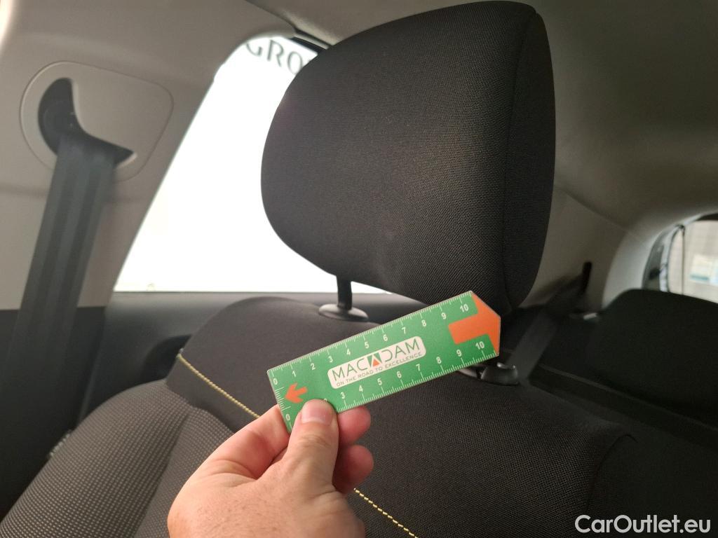  Citroen  C3  Max 1.2 PureTech 80CV BVM5 6E / VO RECONDITIONNE - PHOTOS AVANT RECONDITIONNEMENT #8