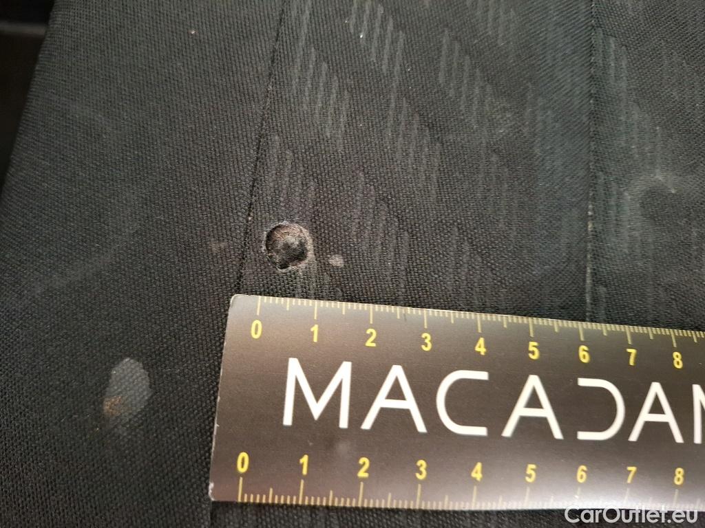  Ford  Fiesta  Titanium 1.0 EcoBoost 95 BVM / VO RECONDITIONNE - PHOTOS AVANT RECONDITIONNEMENT #2