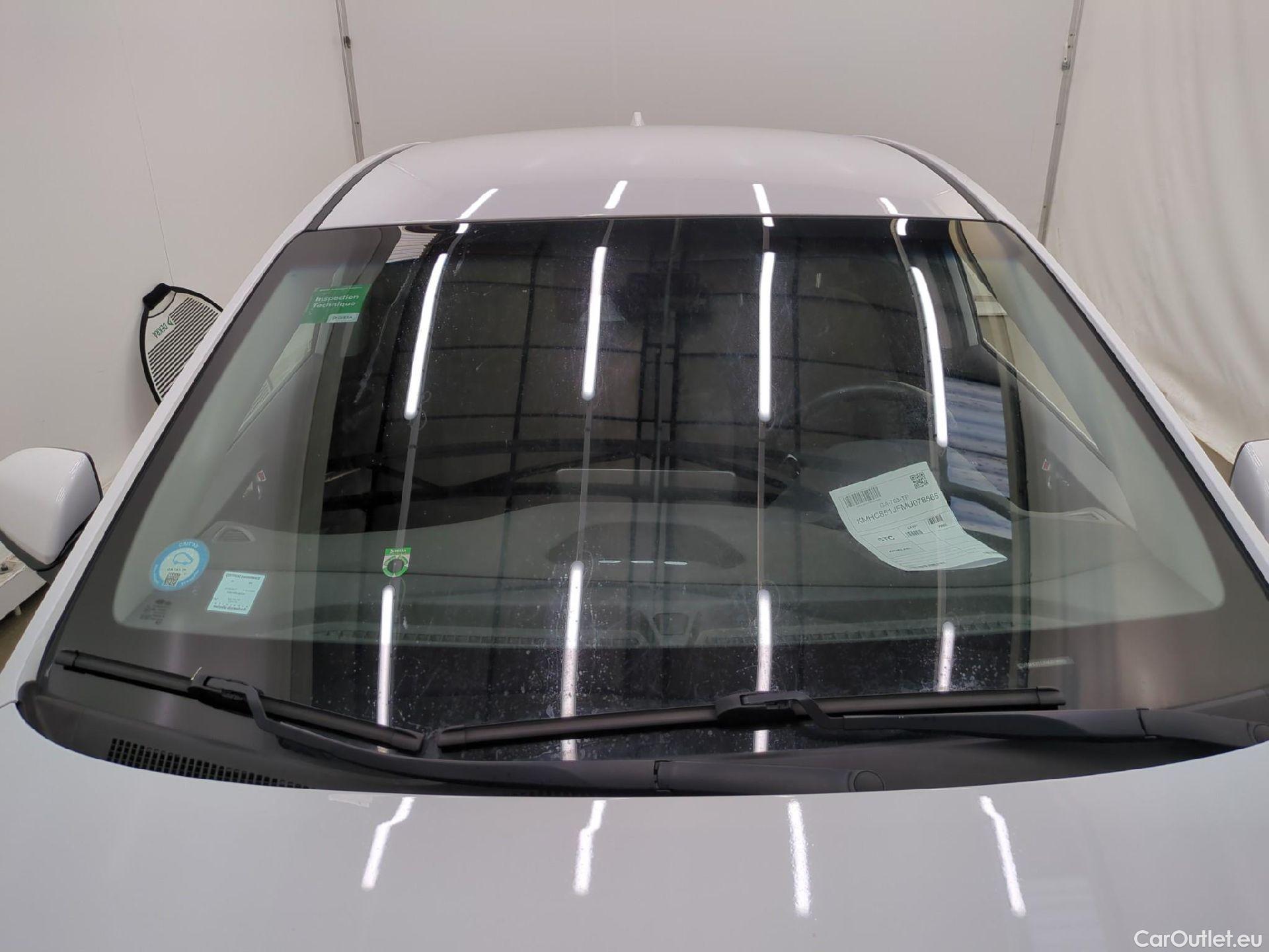  Hyundai   Ioniq Ioniq Creative Electric 38kWh BVA / VO RECONDITIONNE - PHOTOS AVANT RECONDITIONNEMENT #6