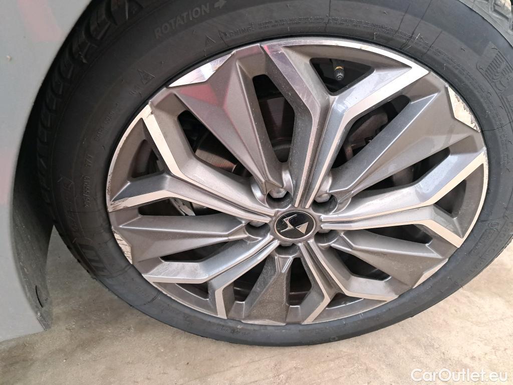  DS  DS4 DS DS 4 / 2021 / 5P / Berline E-TENSE 225 TROCADERO AUTO #2