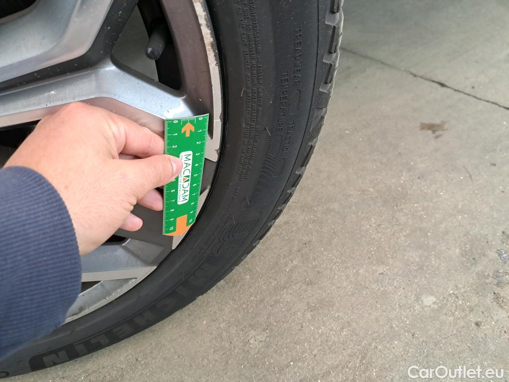  DS  DS4 DS DS 4 / 2021 / 5P / Berline E-TENSE 225 TROCADERO AUTO #12