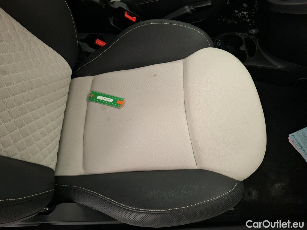  Fiat  500 FIAT  2015 3P Berline Hybrid 1.0 BSG 70 ch Dolcevita #3