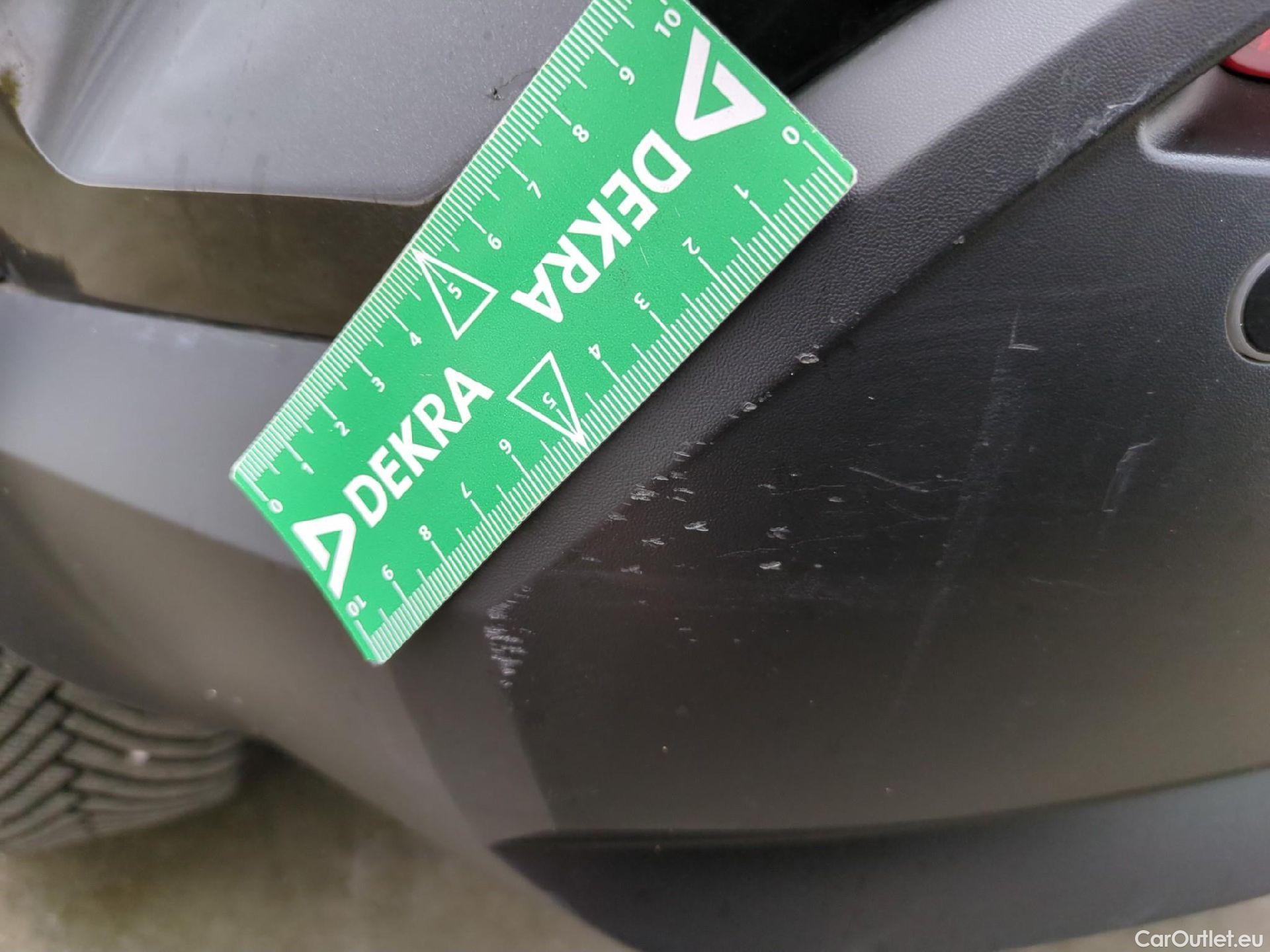  Nissan  Juke NISSAN  / 2019 / 5P / Crossover Hybrid 145 Business+ #46