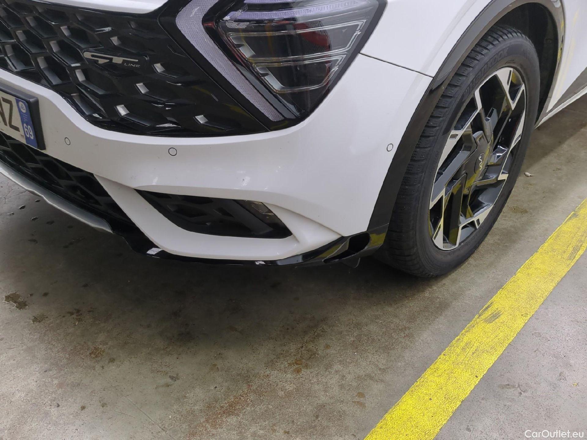  KIA  Sportage KIA  / 2021 / 5P / SUV 1.6 T-GDI 265 PHEV AUTO 4WD GT-LINE PREM #17