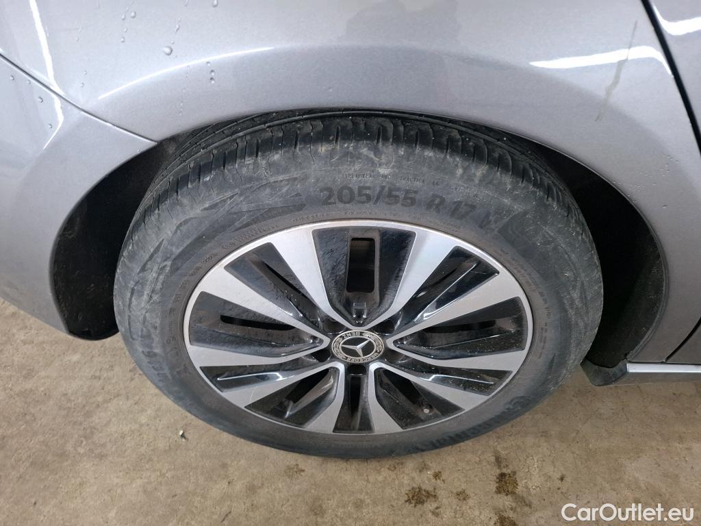  Mercedes  A-Klasse MERCEDES-BENZ Classe A Compact / 2018 / 5P / Berline A 180 d Business Line 8G-DCT #23