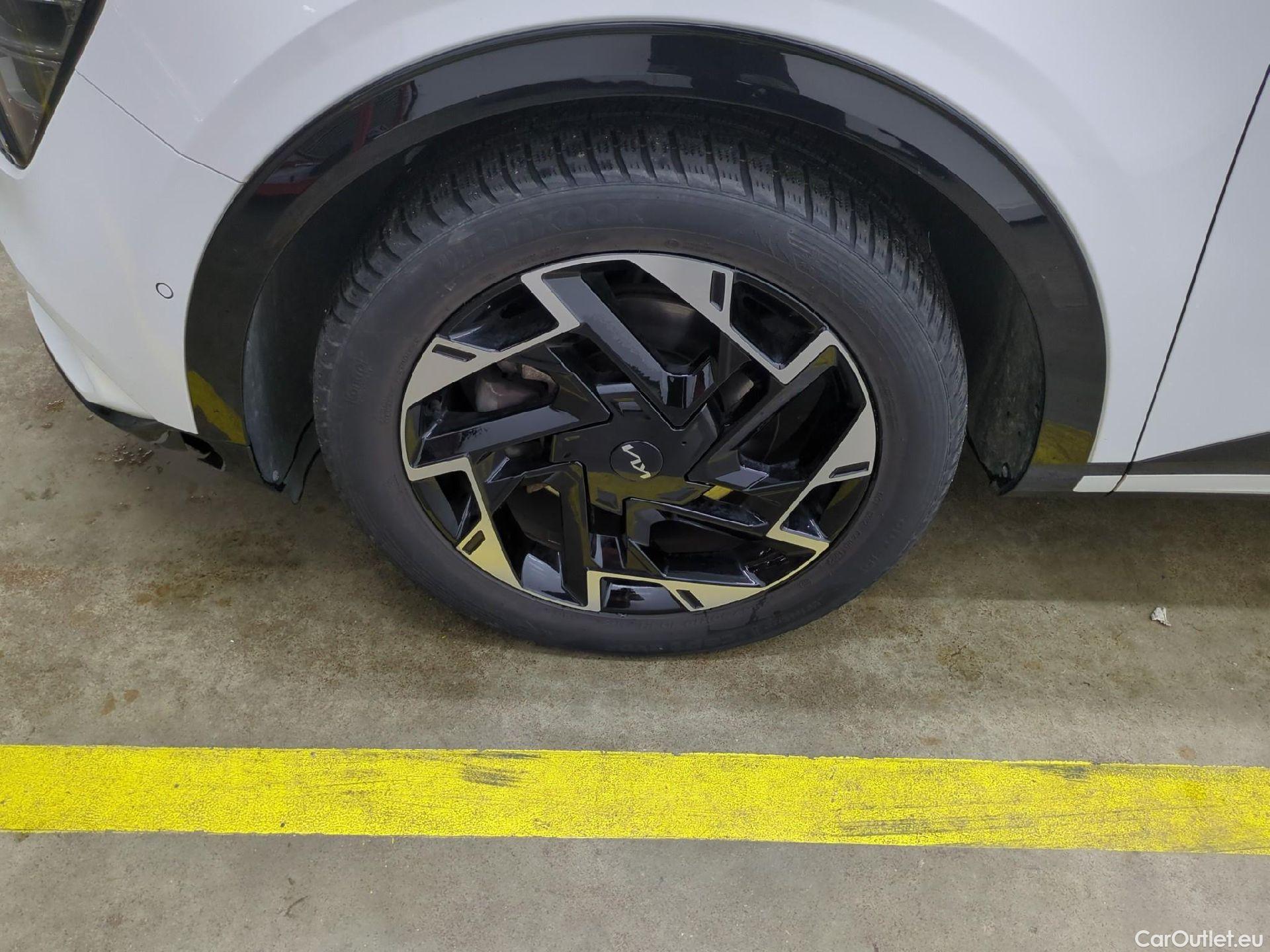  KIA  Sportage KIA  / 2021 / 5P / SUV 1.6 T-GDI 265 PHEV AUTO 4WD GT-LINE PREM #5