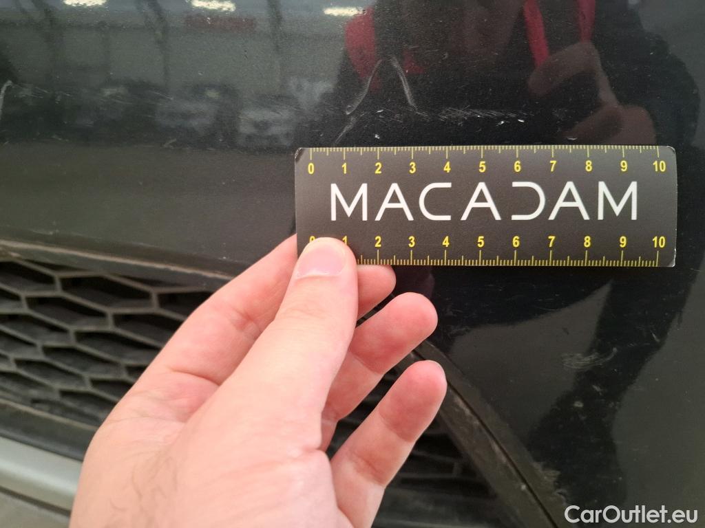  Land Rover  Discovery  Sport 20 TD4 180 AUTO 4WD HSE / Compteur en miles #28