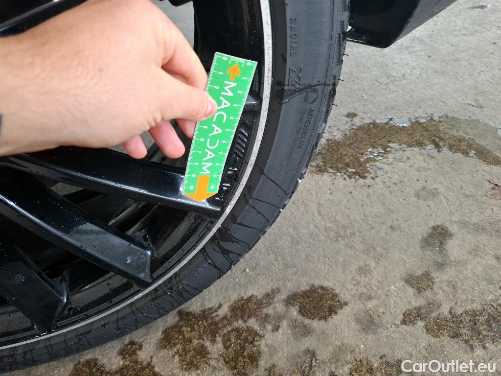  Mercedes  CLA-Klasse MERCEDES-BENZ CLA Coupe / 2019 / 4P / Coupé CLA 200 d AMG Line BA8 #16