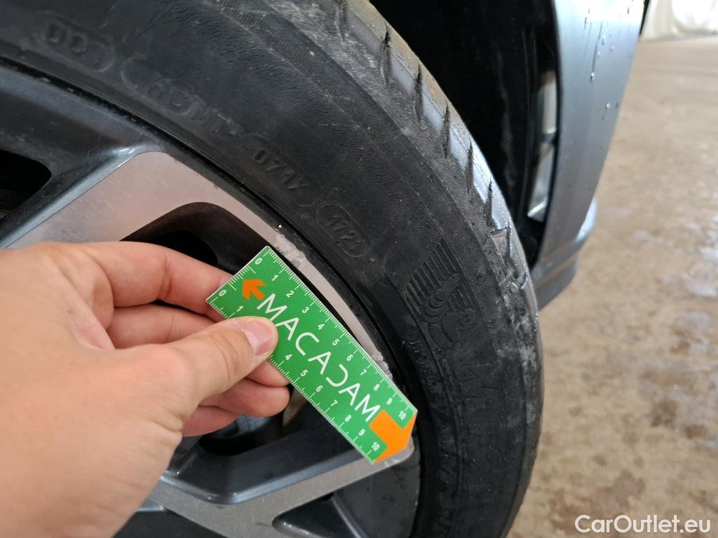  Hyundai  Konna Kona Executive Hybrid 2WD 1.6 GDI 140CV BVA6 E6d #37