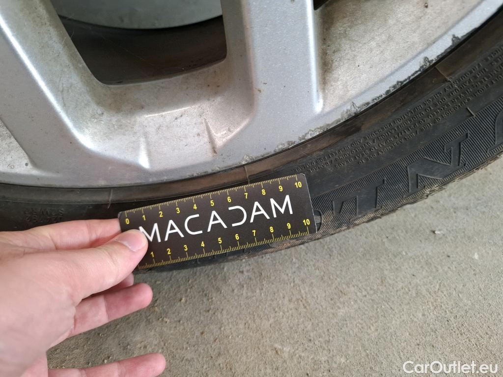  Land Rover  Discovery  Sport 20 TD4 180 AUTO 4WD HSE / Compteur en miles #37