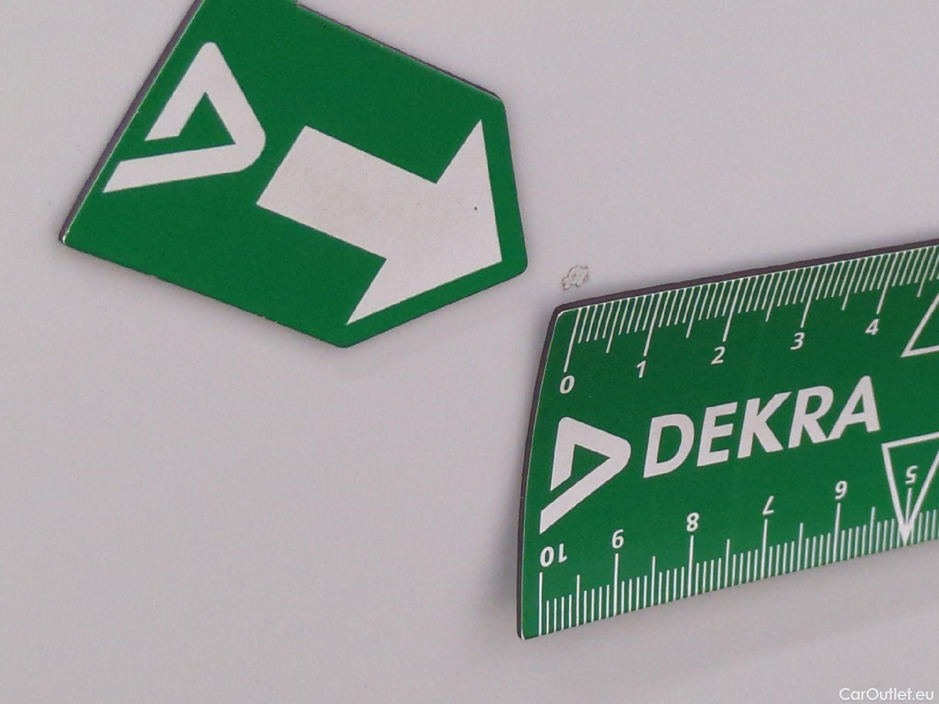  KIA  Sportage KIA  / 2021 / 5P / SUV 1.6 T-GDI 265 PHEV AUTO 4WD GT-LINE PREM #31