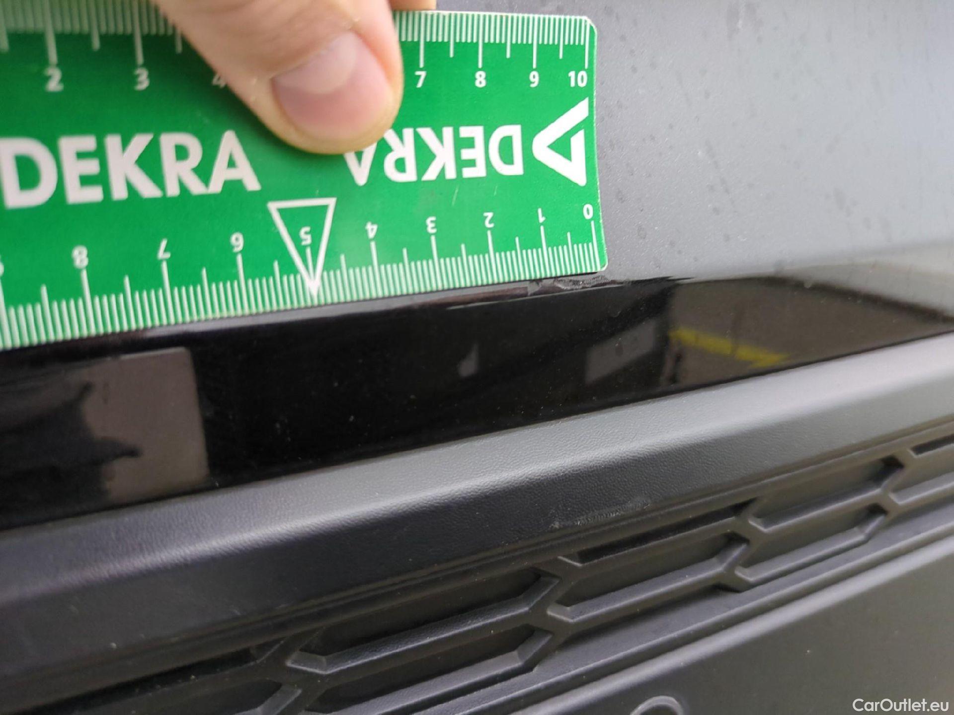  Nissan  Juke NISSAN  / 2019 / 5P / Crossover Hybrid 145 Business+ #39