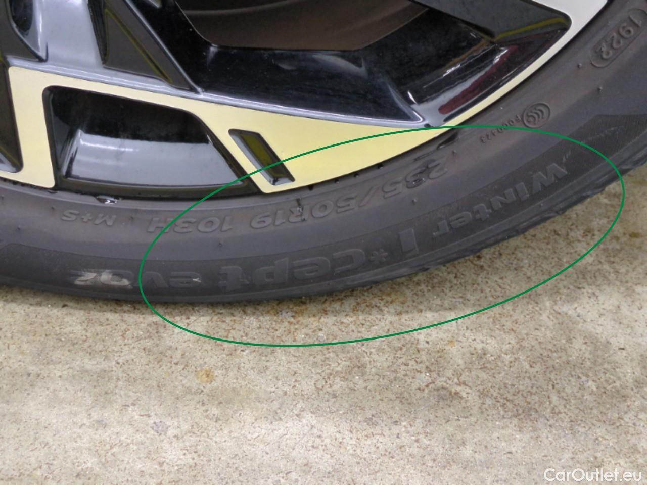  KIA  Sportage KIA  / 2021 / 5P / SUV 1.6 T-GDI 265 PHEV AUTO 4WD GT-LINE PREM #4