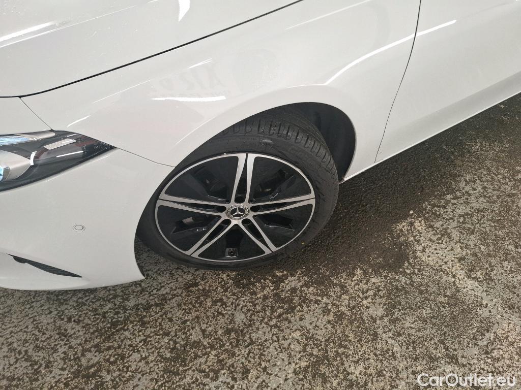  Mercedes  A-Klasse MERCEDES-BENZ Classe A Compact / 2018 / 5P / Berline A 250 e Progressive Line 8G-DCT #1