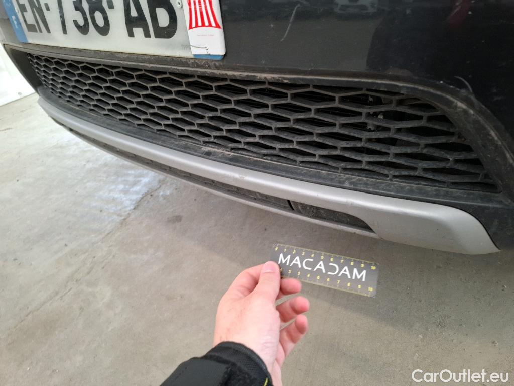  Land Rover  Discovery  Sport 20 TD4 180 AUTO 4WD HSE / Compteur en miles #22