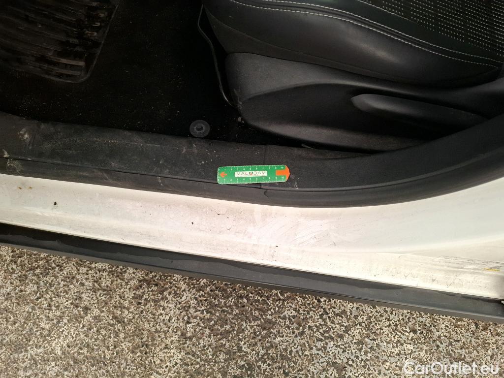  Peugeot  2008  Allure Business 1.2 PureTech 130CV BVM6 E6dT #12