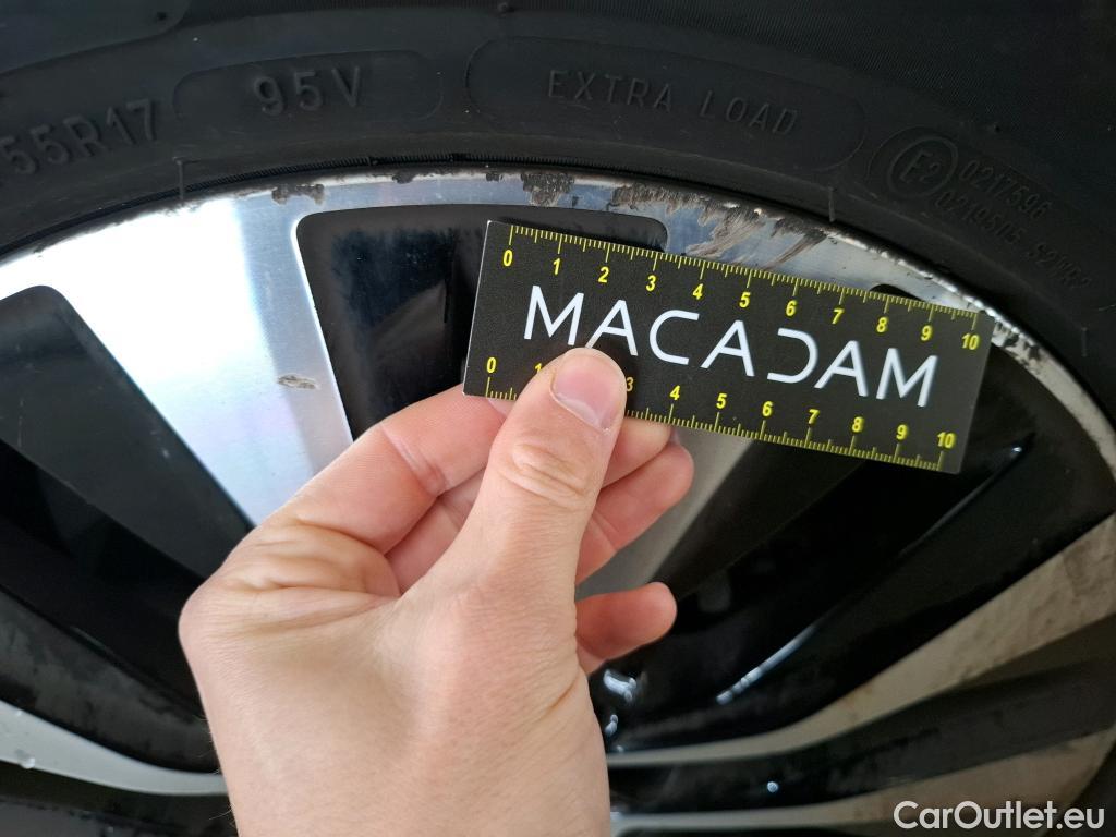  Mercedes  A-Klasse MERCEDES-BENZ Classe A Compact / 2018 / 5P / Berline A 180 d Business Line 8G-DCT #28