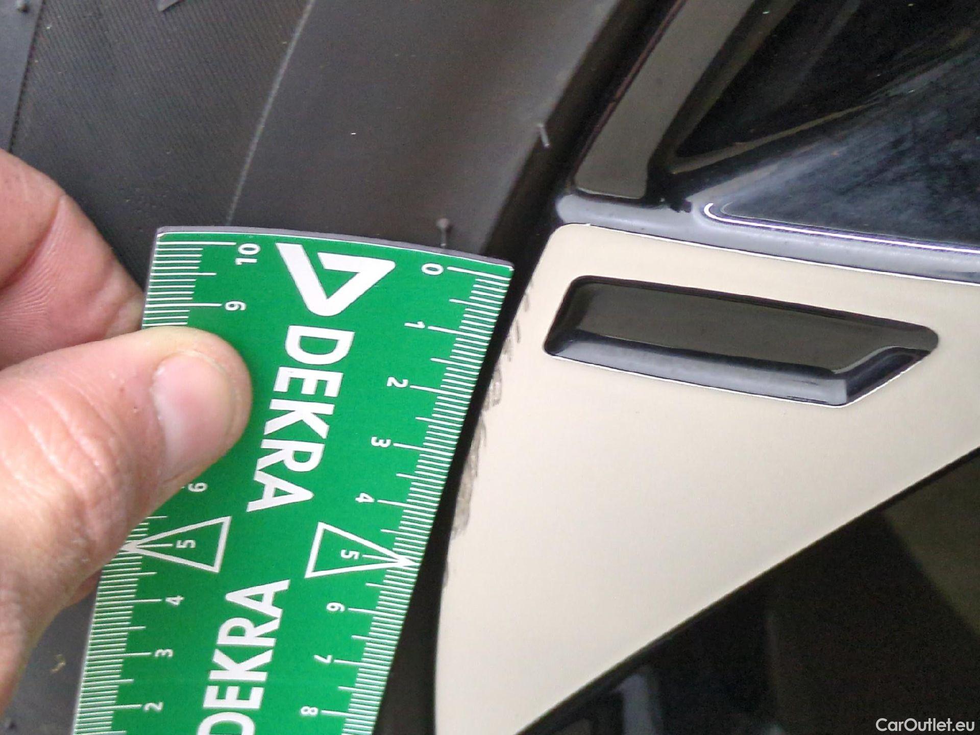  KIA  Sportage KIA  / 2021 / 5P / SUV 1.6 T-GDI 265 PHEV AUTO 4WD GT-LINE PREM #14