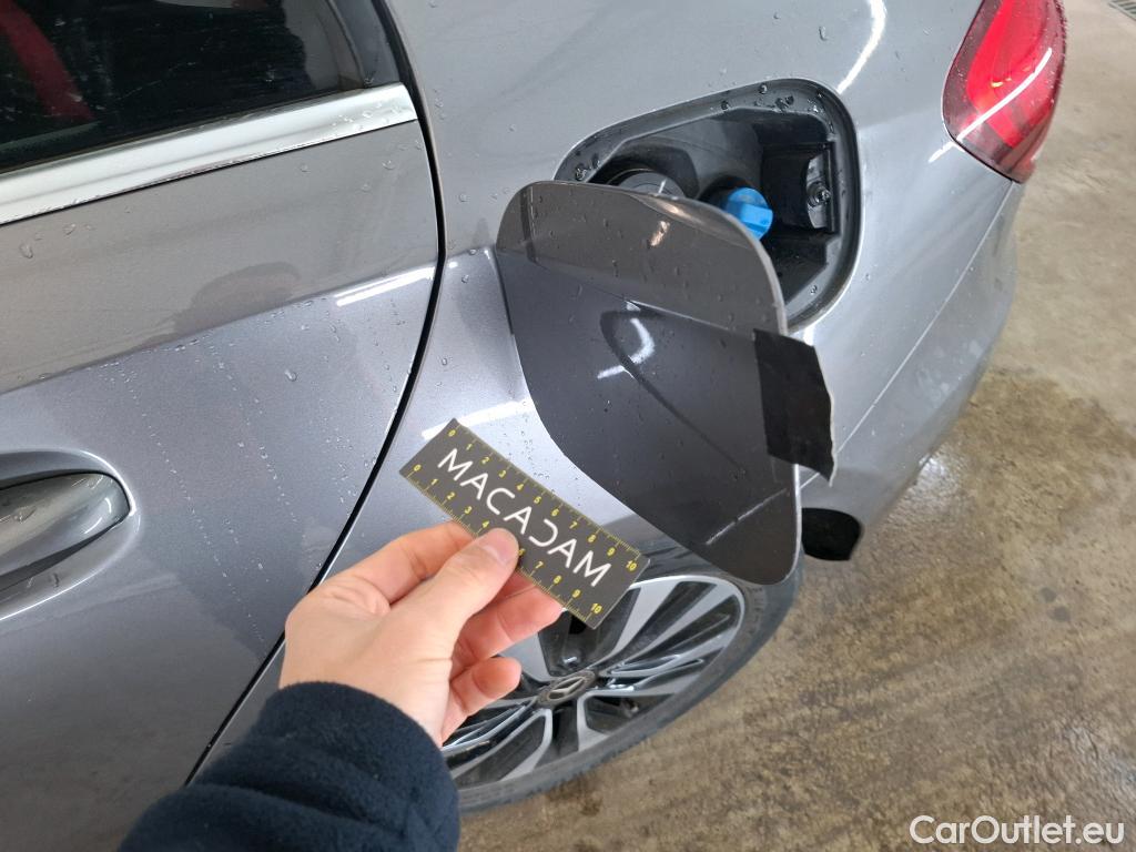  Mercedes  A-Klasse MERCEDES-BENZ Classe A Compact / 2018 / 5P / Berline A 180 d Business Line 8G-DCT #1