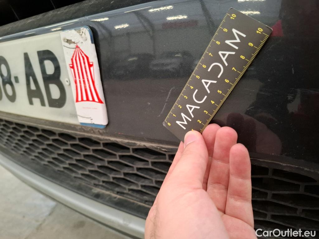  Land Rover  Discovery  Sport 20 TD4 180 AUTO 4WD HSE / Compteur en miles #29