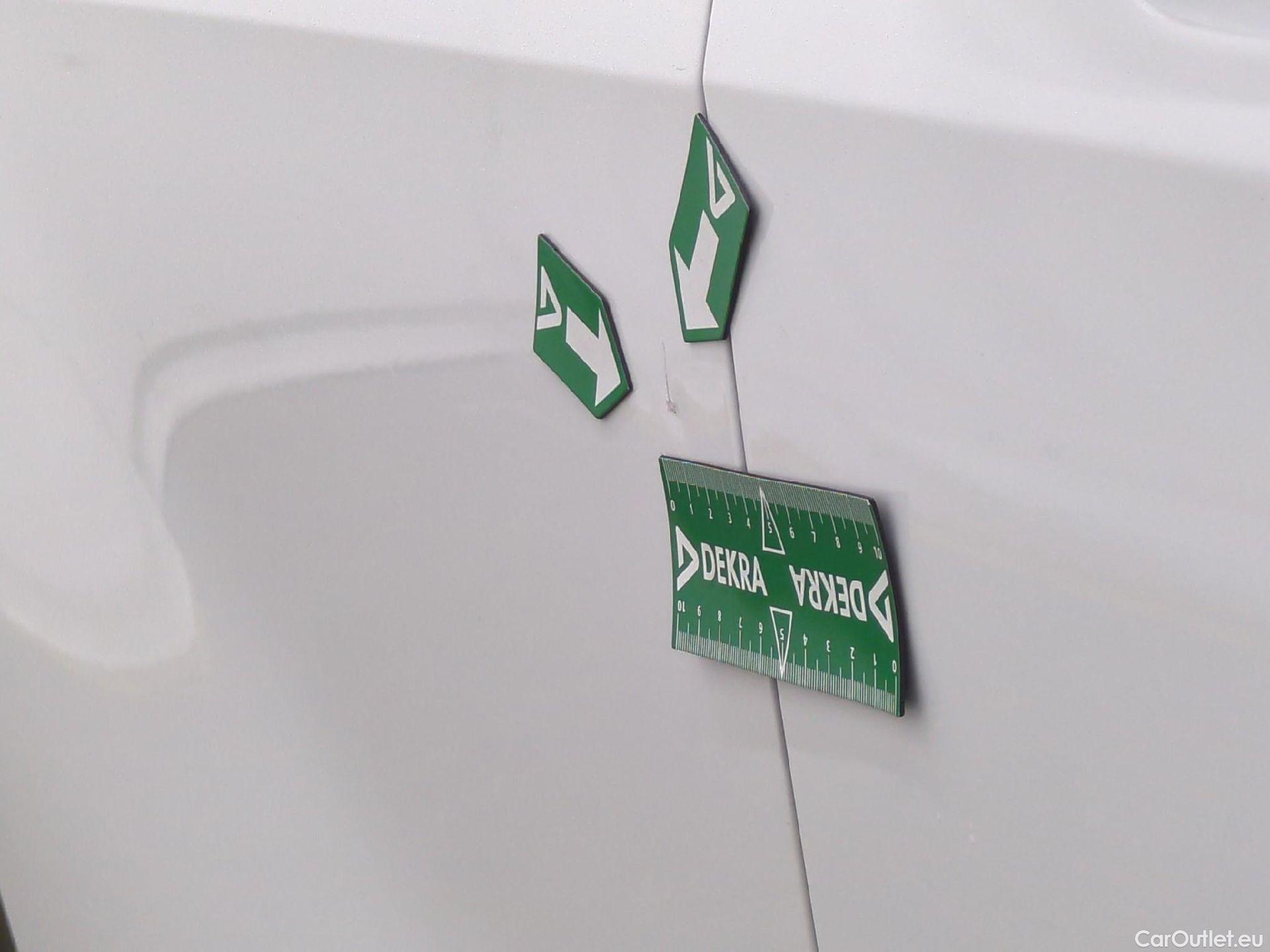  KIA  Sportage KIA  / 2021 / 5P / SUV 1.6 T-GDI 265 PHEV AUTO 4WD GT-LINE PREM #29