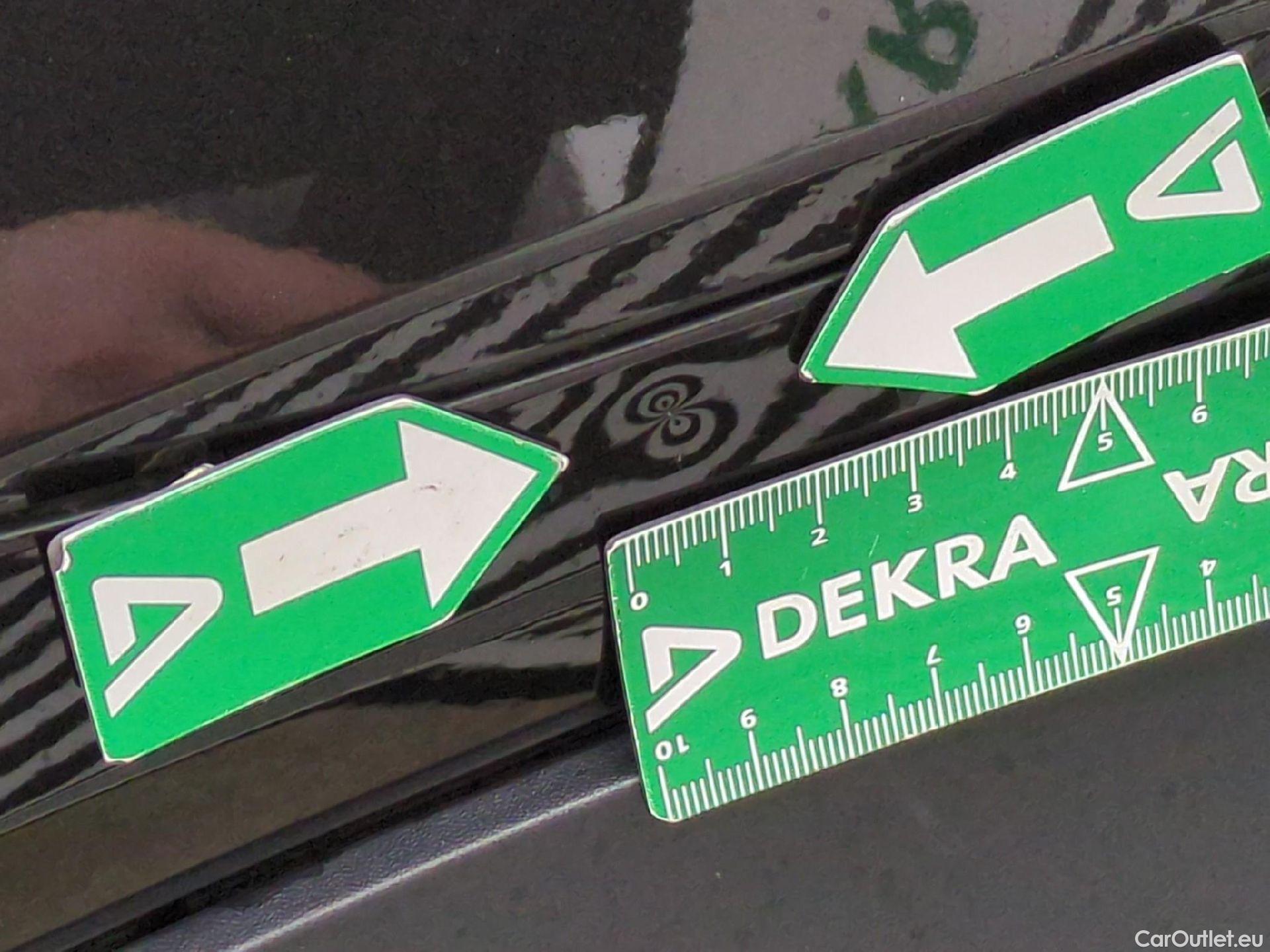  Nissan  Juke NISSAN  / 2019 / 5P / Crossover Hybrid 145 Business+ #23