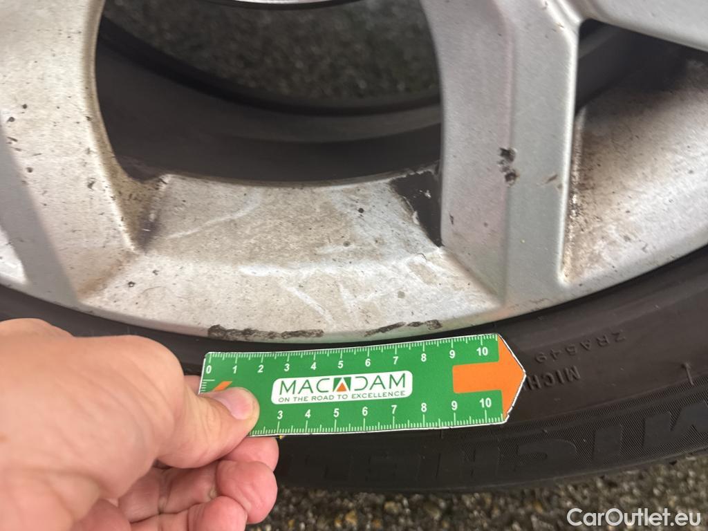  Nissan  Juke NISSAN  / 2019 / 5P / Crossover DIG-T 114 DCT Business+ #13