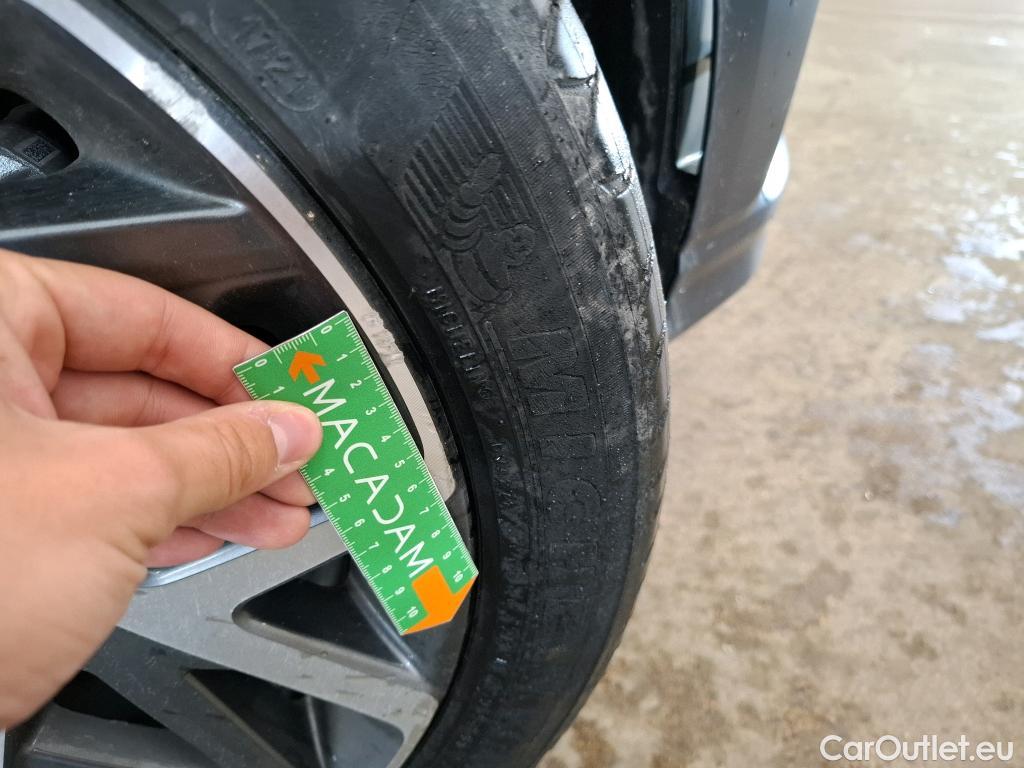  Hyundai  Konna Kona Executive Hybrid 2WD 1.6 GDI 140CV BVA6 E6d #38