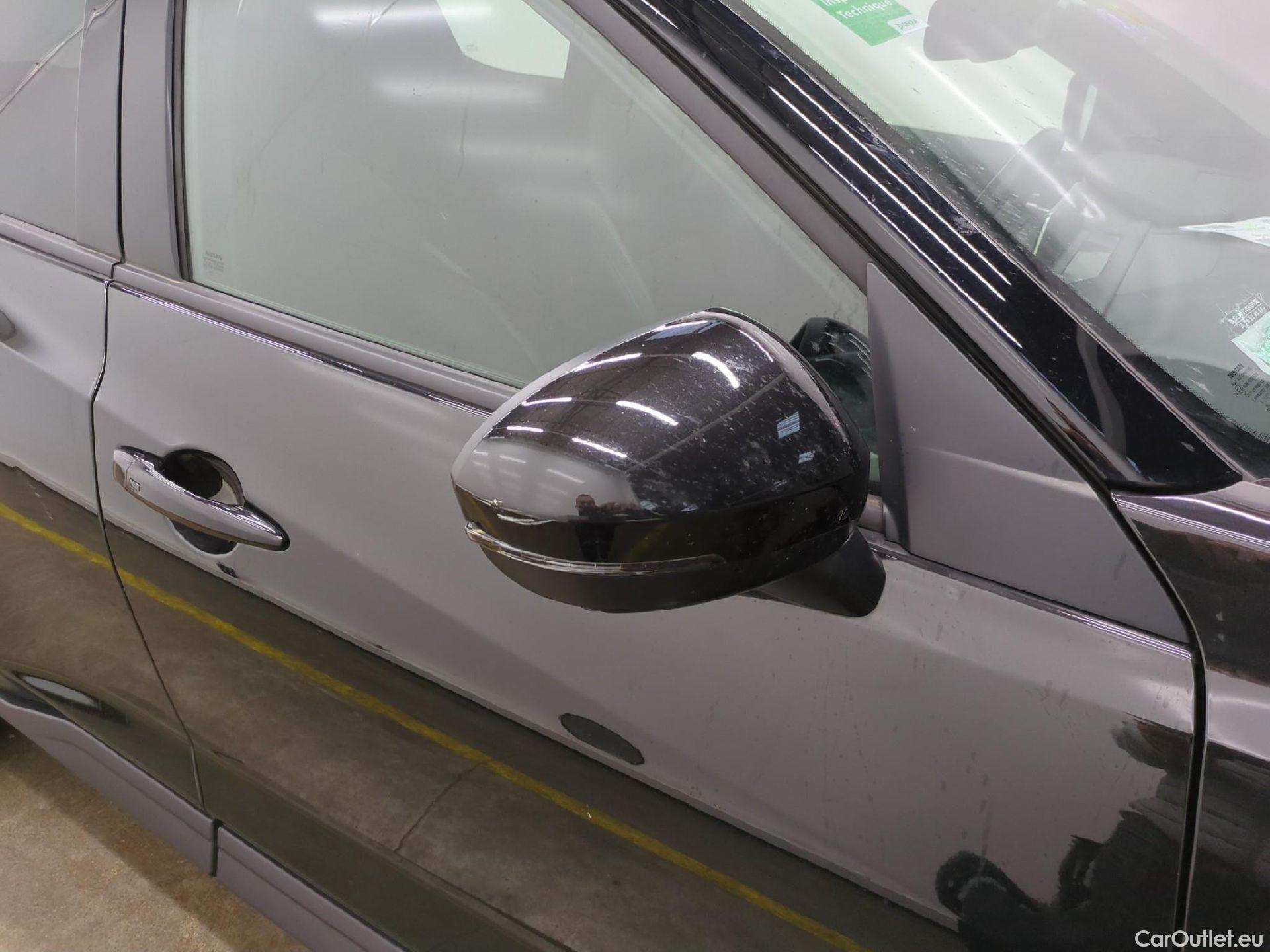  Nissan  Juke NISSAN  / 2019 / 5P / Crossover Hybrid 145 Business+ #26