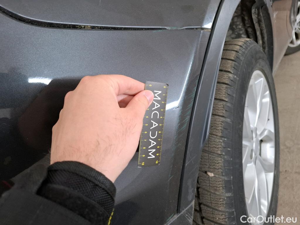  Land Rover  Discovery  Sport 20 TD4 180 AUTO 4WD HSE / Compteur en miles #48