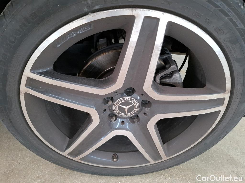  Mercedes  GLA MERCEDES-BENZ Classe  / 2017 / 5P / SUV  250 Fascination 4Matic BVA7 #17