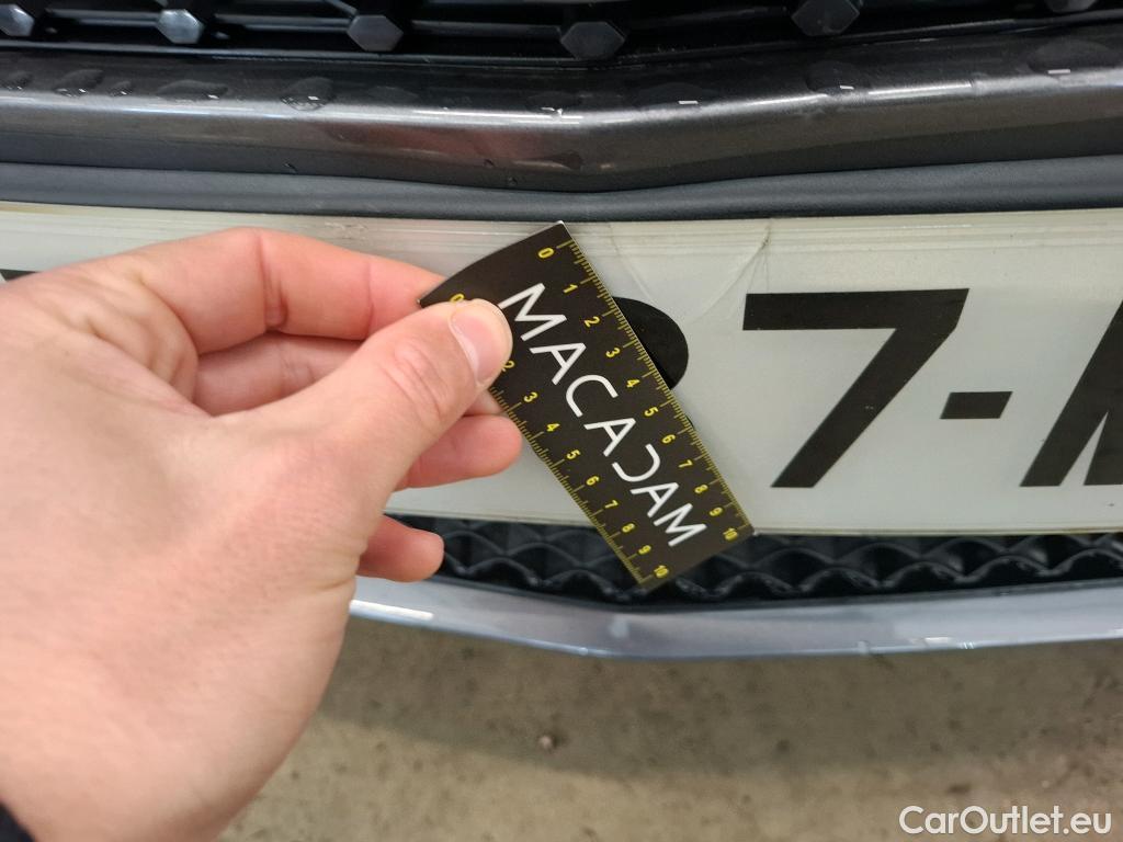  Mercedes  A-Klasse MERCEDES-BENZ Classe A Compact / 2018 / 5P / Berline A 180 d Business Line 8G-DCT #19