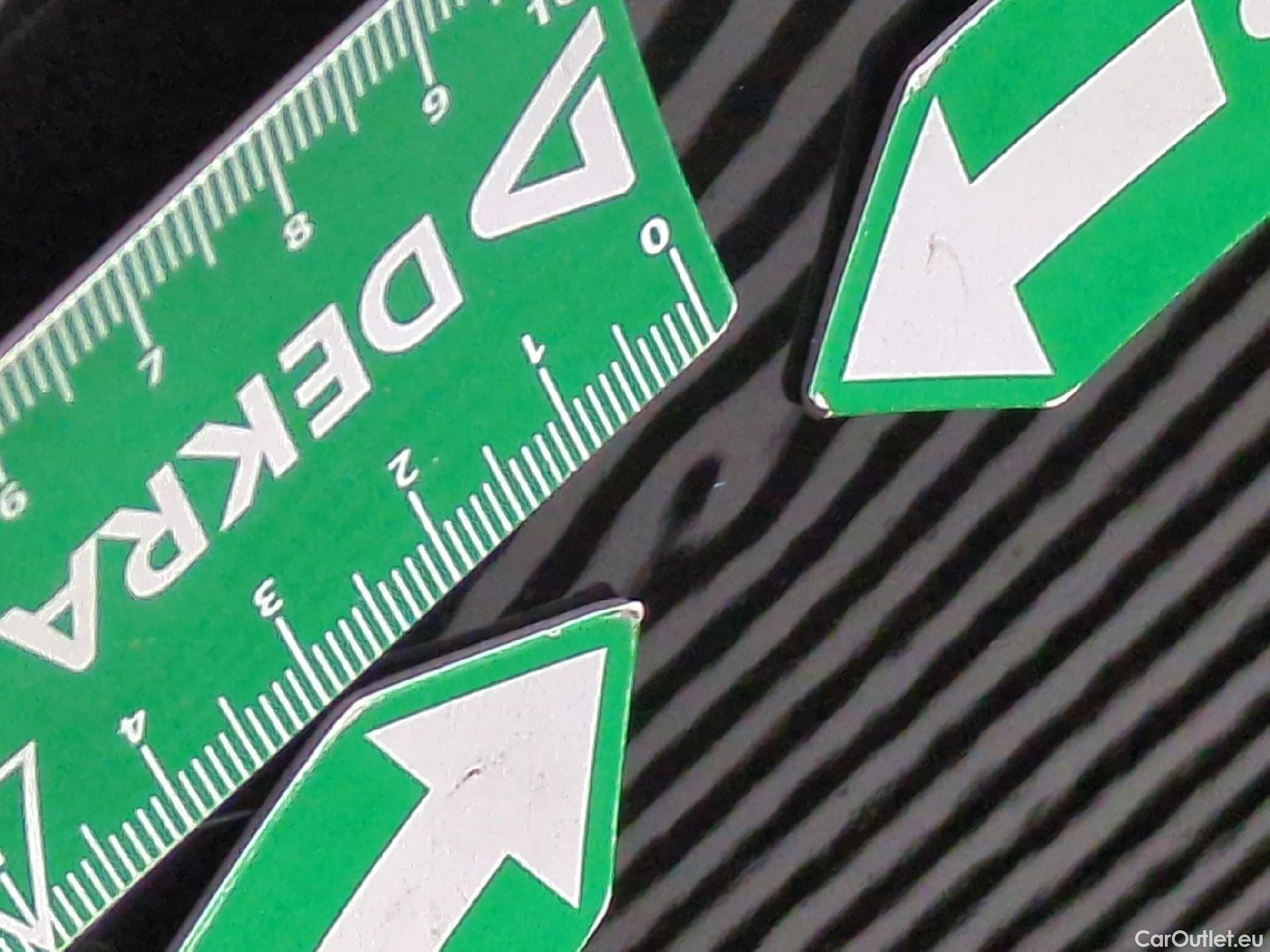  Nissan  Juke NISSAN  / 2019 / 5P / Crossover Hybrid 145 Business+ #38